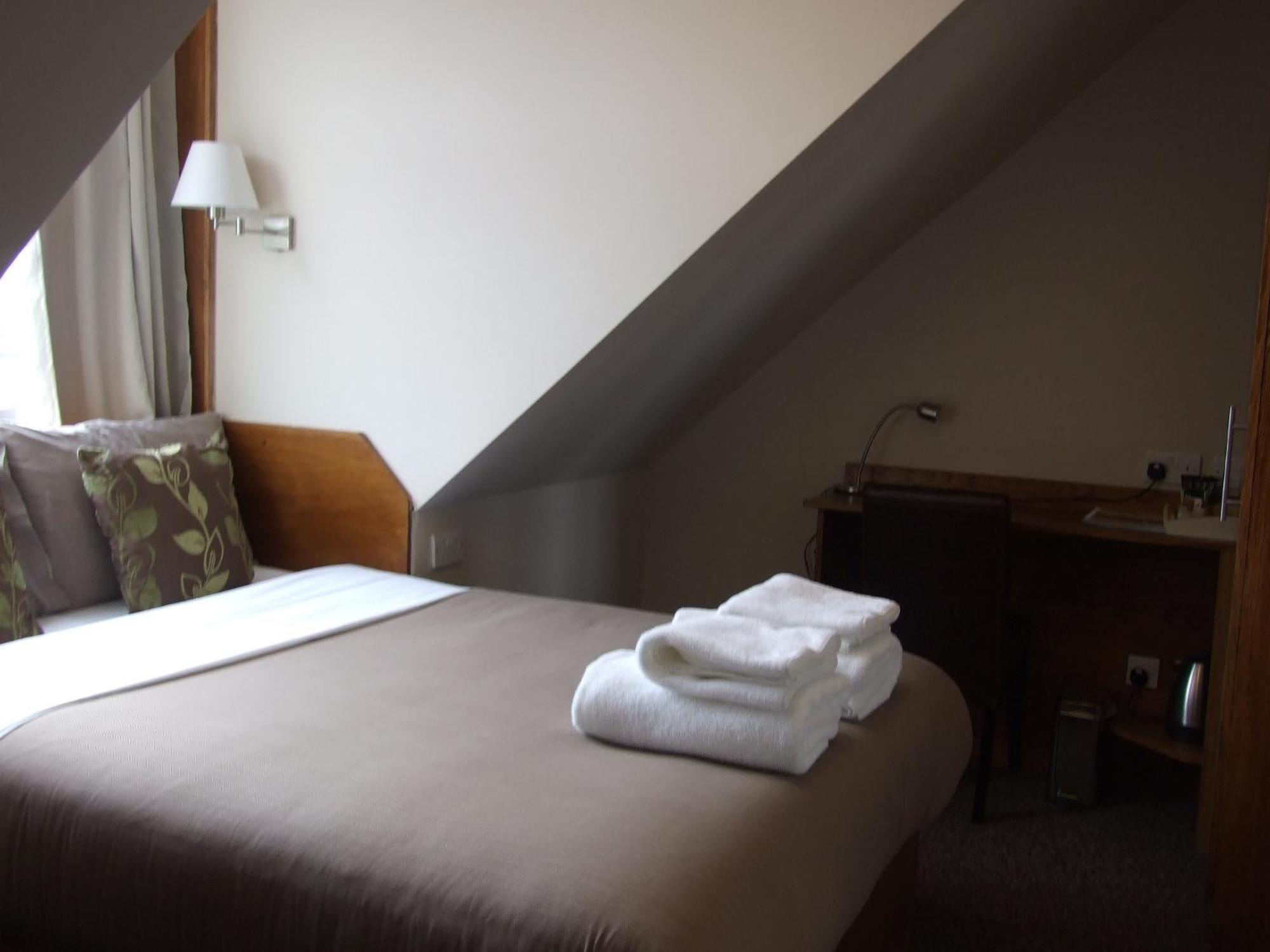 Hotel Cambridge House à Édimbourg Extérieur photo